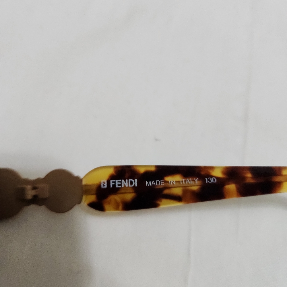 SOLD!!!!!Vintage FENDI Tortoise Sunglasses with Iconic Logo on Temple - Picture 3 of 10